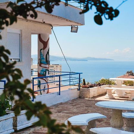 Hotel Leon Sarande Bagian luar foto