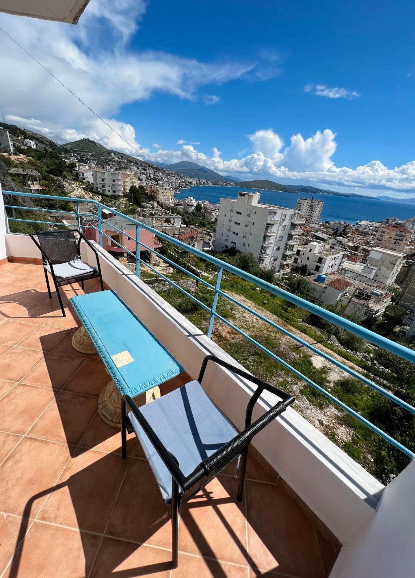 Hotel Leon Sarande Bagian luar foto